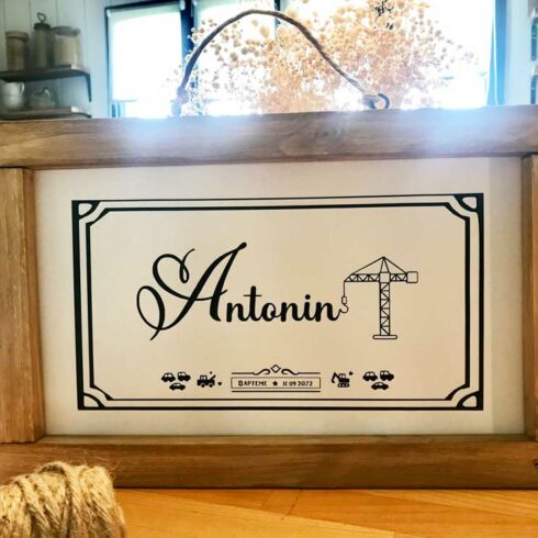 Les cadres faits main de COSYHOME à personnaliser comme cadeau de baptême ou d'anniversaire
