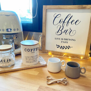 Le cadre fait main de COSYHOME : COFFEE BAR pour la cuisine